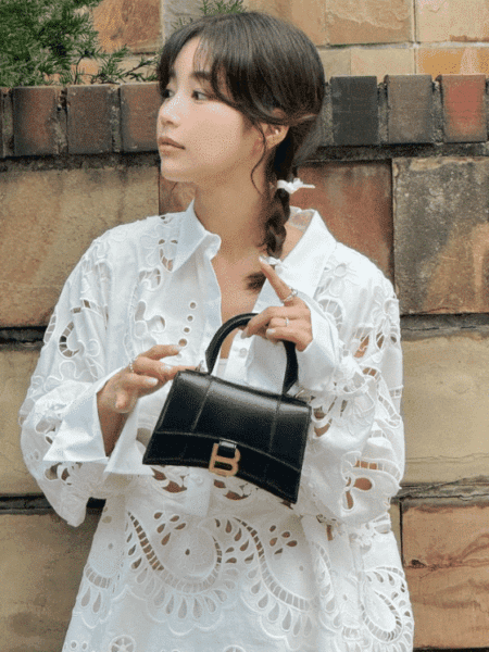 [발렌시아가] 아워글래스 XS 박스 핸드백 블랙 5928331