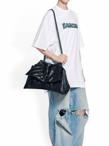 [발렌시아가] 크러쉬 미디엄 퀼티드 체인백 블랙 716393210IY1000