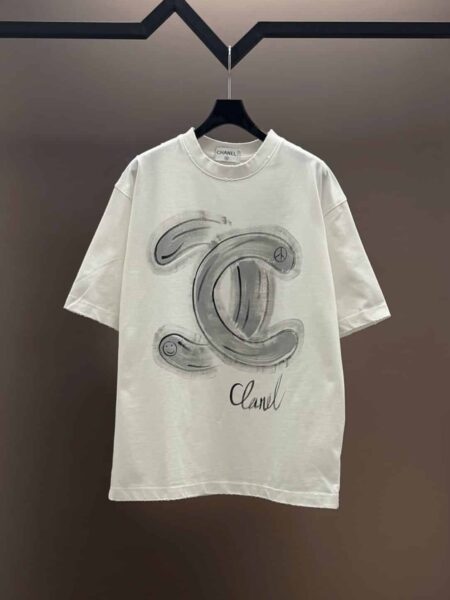 [샤넬] 그래피티 더블 C 로고 반팔 티셔츠 (2 COLORS)