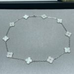 WHITE GOLD