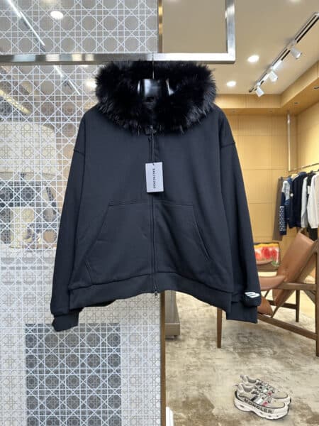 [발렌시아가] 퍼 후드 집업 자켓