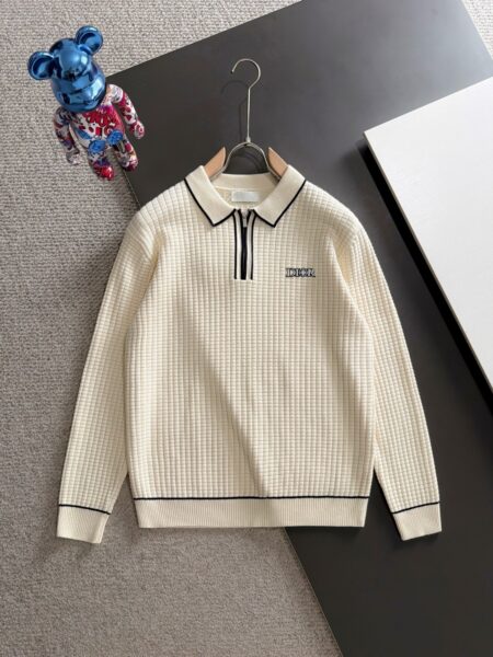 [디올] 로고 자수 하프집업 울 니트 (3 COLORS)