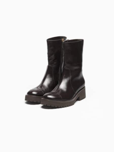 [샤넬] FW26 레더 부츠 G47353 (2 COLORS)